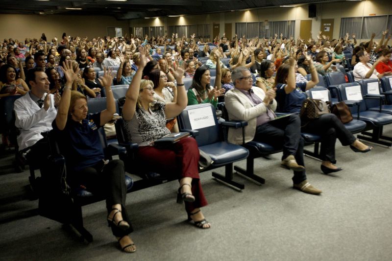 notícia: Seminário debate inclusão de crianças com deficiência na rede pública de ensino