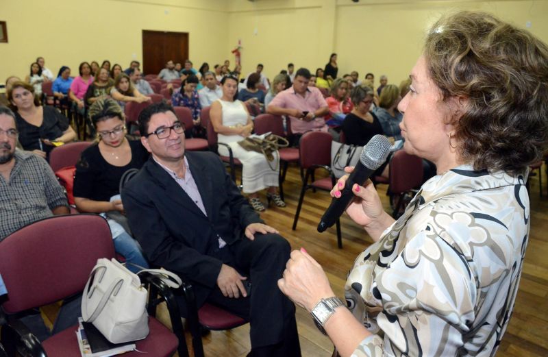 notícia: Pais e alunos atuarão contra a violência nas escolas