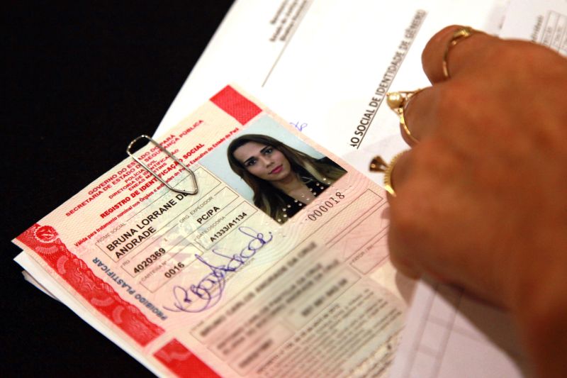 notícia: Ambulatório para travestis e transexuais é o primeiro do Norte do Brasil