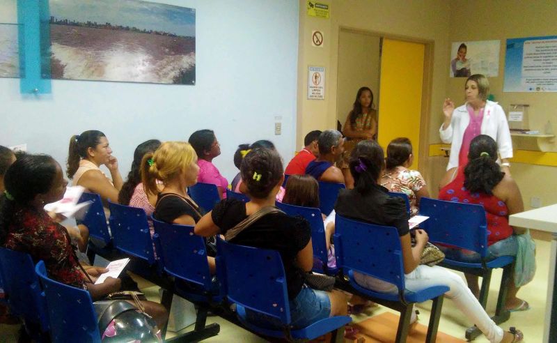 notícia: Hospital geral em Tailândia mobiliza a comunidade contra o câncer de mama