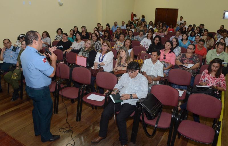 notícia: Escolas estaduais assimilam técnicas de prevenção ao crime