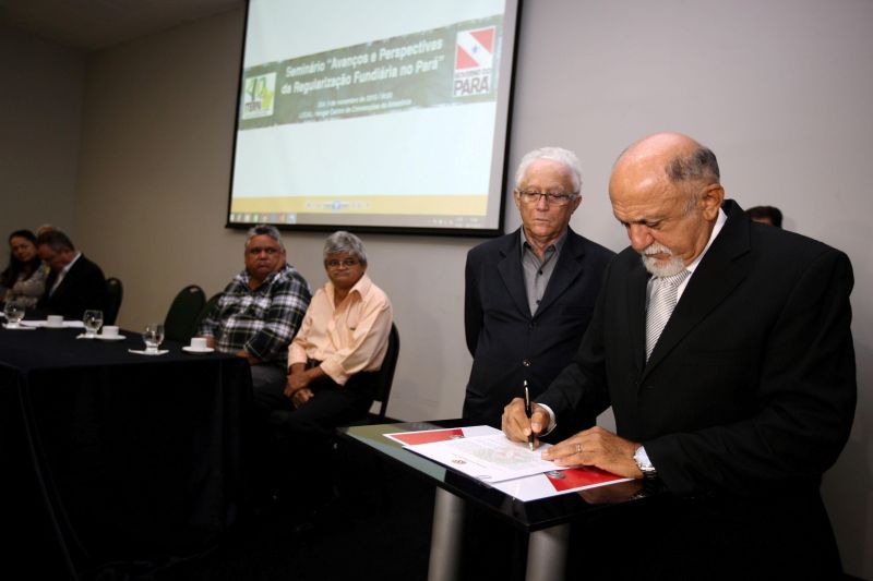 notícia: Governo assina termo de cooperação de reforma da nova sede do Iterpa