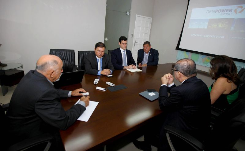 notícia: Grupo apresenta estudo para implantação de usina termelétrica no Pará