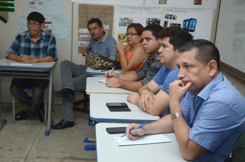notícia: Seduc e PM combatem violência em escolas de Ananindeua