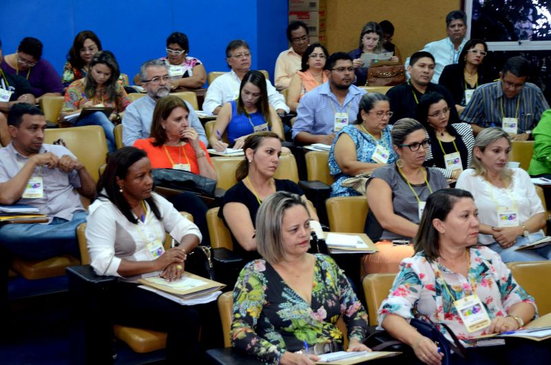 notícia: Seduc faz integração entre gestores para ações pedagógicas em 2016