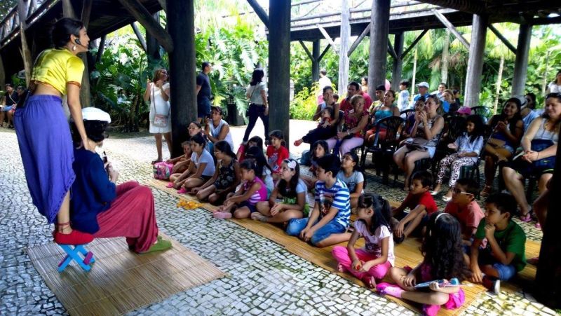 notícia: Teatrinho do Mangal explora a origem do universo em espetáculo neste domingo