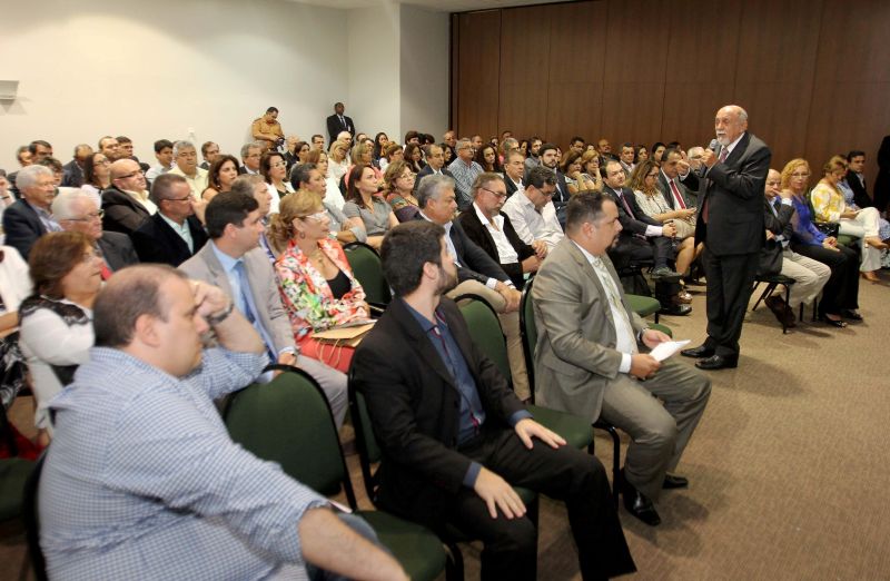 notícia: Governador reúne secretariado e avalia obras e projetos executados