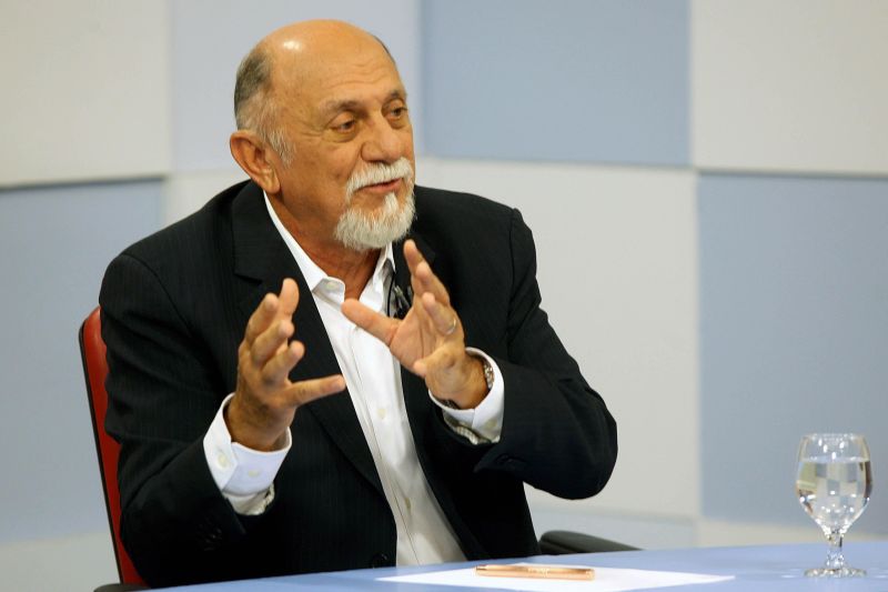 notícia: No Sem Censura, da TV Cultura, governador faz balanço de 2015