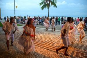 notícia: Sabor da Ilha anima Orla da Estação no projeto Pôr do som