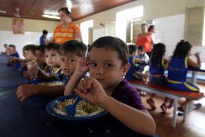 notícia: Seduc debate com gestores melhorias no fornecimento da merenda escolar