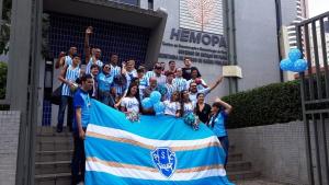 notícia: Paysandu comemora conquista de jogador com doação de sangue