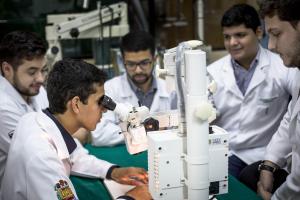 notícia: Programa de Pós-Graduação em Biologia Parasitária vai selecionar 10 bolsistas
