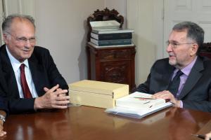 notícia: Secult apresenta projeto do Teatro São Cristóvão ao Ministério da Cultura