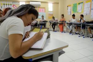 notícia: Alunos do Estado poderão usar nota do Enem para aprovação em disciplinas