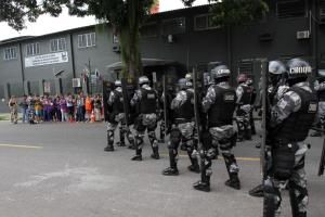 notícia: Batalhão de Choque recebe a visita de crianças com deficiência