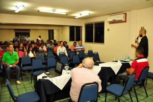 notícia: Profissionais de saúde debatem ações contra a malária
