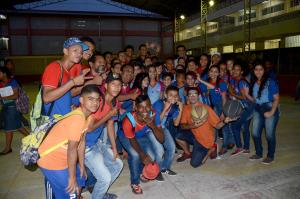 notícia: Escola estadual recebe visita da atleta do basquete Marta Sobral