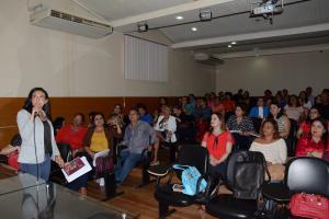 notícia: Seduc capacita cinco mil professores da rede estadual