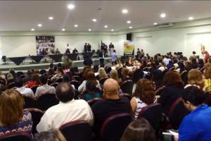 notícia: Encontro debate a política de assistência social no Estado