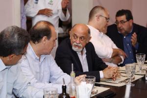 notícia: Jatene se reúne com executivos do BID para tratar sobre educação
