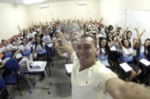 notícia: Alunos de escola em Garrafão do Norte se preparam para o Enem