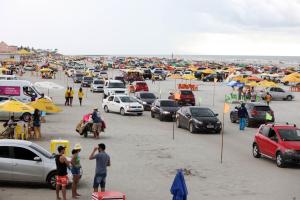 notícia: Veranistas aprovam operação do governo do Estado em Salinas