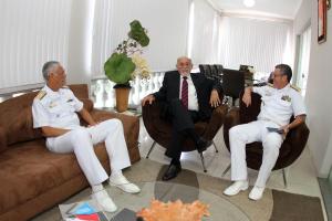 notícia: Comandante do 4º Distrito Naval se despede do cargo