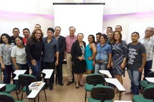 notícia: Estado e Prefeitura de Belém qualificam batedores de açaí