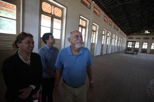 notícia: Governador visita obras do Chalé Tavares Cardoso, em Icoaraci