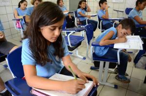 notícia: Avaliação de estudantes da Seduc passa a ser bianual