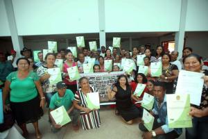 notícia: Rondon do Pará recebe títulos de terra e lança programa ambiental