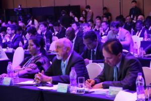 notícia: Encontro do Brics reforça cooperação para "nova década de ouro do desenvolvimento"