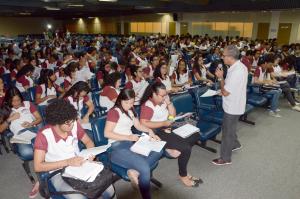 notícia: 'Aulões' do Enem estimulam estudantes da rede pública estadual