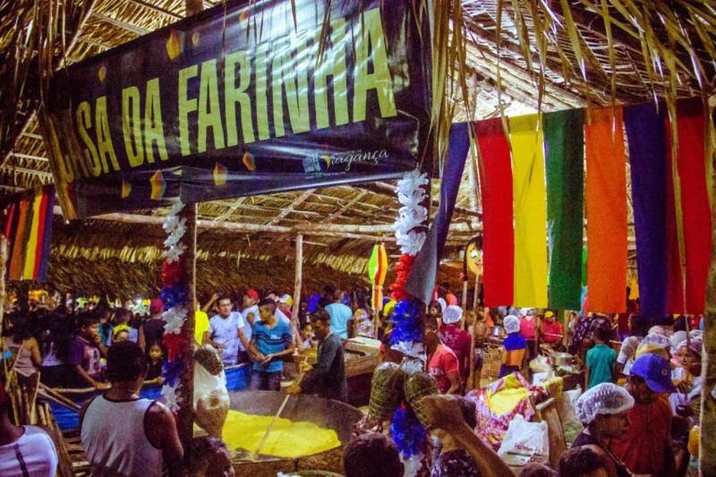 O município de Bragança abriu, nesta quinta-feira, 7, o XXX Festival Junino da cidade. Promovido pela Prefeitura Municipal, segue até 11 de junho, na Estação Cultural Armando Bordallo, renovando a tradição de três décadas, que tanto encanta os bragantinos e turistas.
FOTO: DIVULGAÇÃO
DATA: 08.06.2018
BRAGANÇA - PARÁ <div class='credito_fotos'>Foto: Divulgação | <a href='/midias/2018/originais/02bded67-a8a4-4c50-9e88-8da17ec1516d.jpg' download><i class='fa-solid fa-download'></i> Download</a></div>