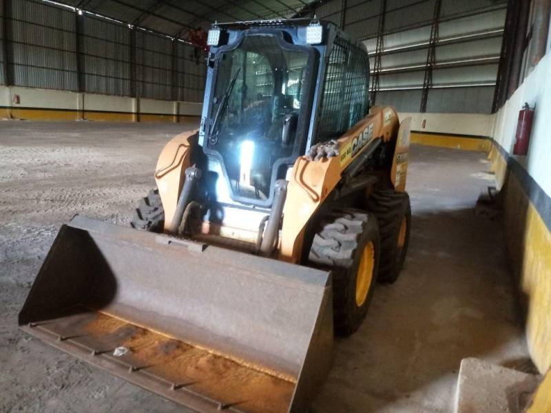 Impedir a prática ilegal de armazenamento e transporte de minérios, especialmente o manganês, é a principal finalidade da Secretaria de Estado de Meio Ambiente e Sustentabilidade (Semas), com o apoio da Secretaria de Meio Ambiente de Barcarena (Semade), na ação de fiscalização ambiental intitulada Operação Mineroduto, executada pela Diretoria de Fiscalização, da Semas. Três etapas das missões planejadas para 2018 foram deslanchadas no município de Barcarena, região do Baixo Tocantins, nos meses de abril e maio. Denúncias de irregularidade ambiental em estabelecimentos que desenvolvem atividades com minério de manganês em Barcarena motivaram a Semas a planejar ações para o ano todo. Do total de empresas fiscalizadas, todas apresentaram alguma irregularidade relacionada à Licença de Operação. Na foto, maquinário apreendido.

FOTO: ASCOM / SEMAS
DATA: 04.06.2018
BARCARENA - PARÁ <div class='credito_fotos'>Foto: ASCOM SEMAS   |   <a href='/midias/2018/originais/07111ba4-232a-4644-b01d-1111881abc50.jpg' download><i class='fa-solid fa-download'></i> Download</a></div>