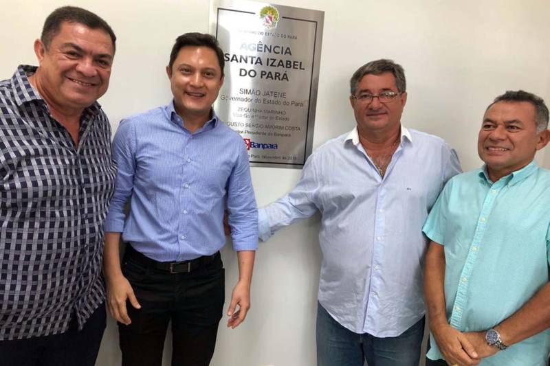 O Banpará inaugurou na manhã desta segunda-feira (26), as novas instalações de mais uma agência bancária no Pará. Desta vez, no município de Santa Izabel, na Região Metropolitana de Belém. O banco está presente no município desde a década de 1990 e disponibilizou aos clientes e usuários que usufruem dos serviços da instituição, um espaço com mais conforto e qualidade tecnológica para dar celeridade ao atendimento.

FOTO: ASCOM BANPARÁ
DATA: 26.11.2018
SANTA IZABEL-PARÁ <div class='credito_fotos'>Foto: Ascom Banpará   |   <a href='/midias/2018/originais/0908645a-f8f1-43c9-9b09-d836b99ae8c4.jpg' download><i class='fa-solid fa-download'></i> Download</a></div>