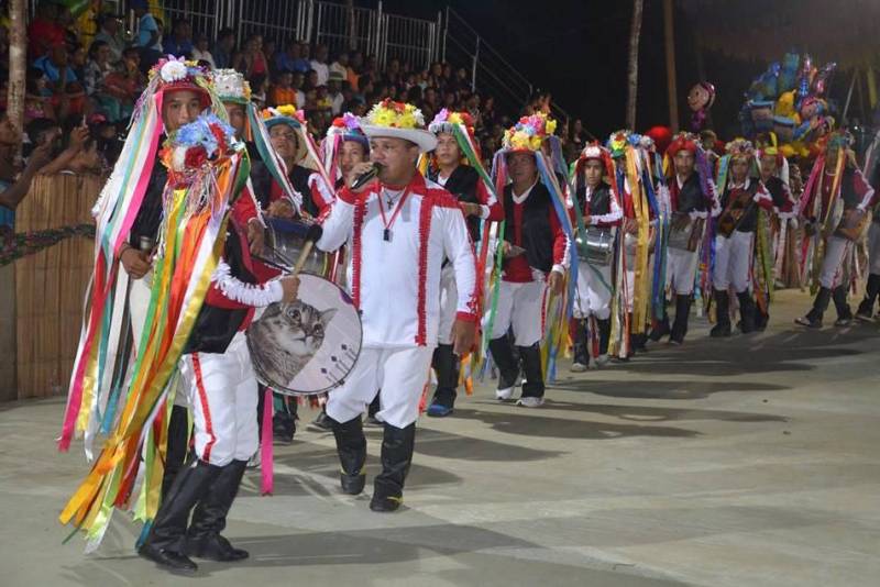 Começa nesta quinta-feira (14) o 25º Festival Folclórico de Tracuateua, com o tema “Nos trilhos da memória, Tracuateua nos encanta com suas histórias”, uma homenagem ao próprio município, localizado na região Rio Caeté.

FOTO: DIVULGAÇÃO
DATA: 14.06.2018
TRACUATEUA - PARÁ <div class='credito_fotos'>Foto: Divulgação   |   <a href='/midias/2018/originais/0e90306c-c2e1-46e3-a5c6-6480e4ac3a95.jpg' download><i class='fa-solid fa-download'></i> Download</a></div>