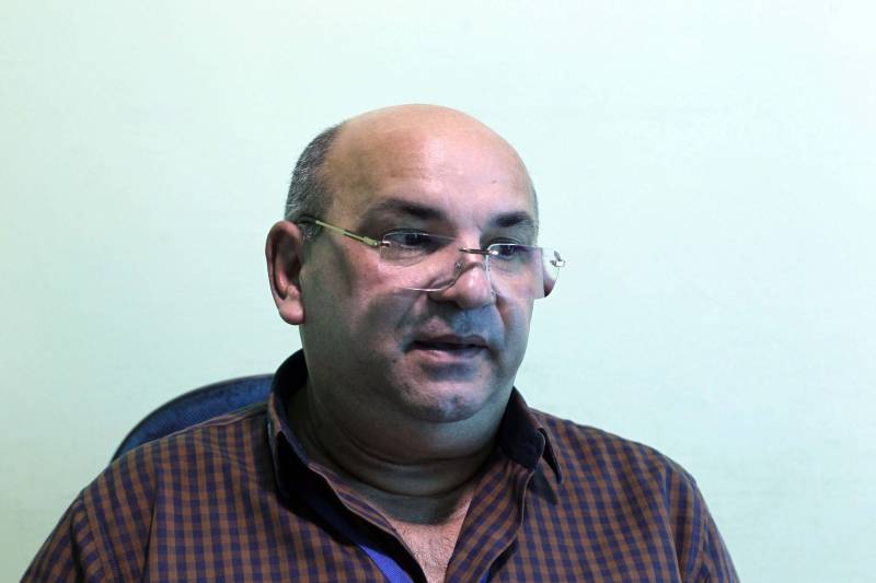 A Superintendência do Sistema Penitenciário do Estado (Susipe), através da Diretoria de Assistência Biopsicossocial (DAB) fechou uma parceria com o Centro de Perícias Renato Chaves (CPC) para viabilizar a redução do número de processos de perícias psiquiátricas demandadas por juízes. Já foram realizados dois mutirões de atendimento, onde com 23 perícias de uma demanda reprimida de mais de 50 casos. Até o fim de dezembro será realizado mais um mutirão.

FOTO: ASCOM SUSIPE
DATA: 16.12.2018
SANTA IZABEL - PARÁ <div class='credito_fotos'>Foto: ASCOM SUSIPE   |   <a href='/midias/2018/originais/18922526-943e-4110-8f4a-95719ac768b3.jpg' download><i class='fa-solid fa-download'></i> Download</a></div>