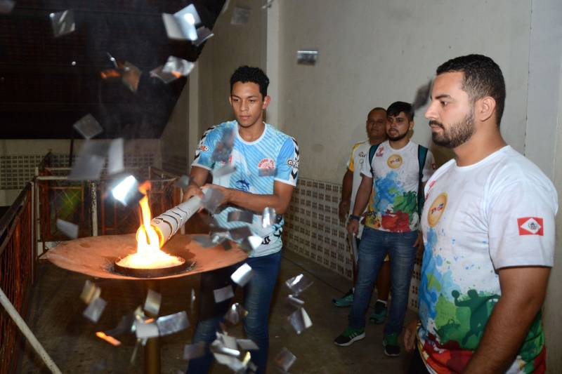 A histórica Vigia de Nazaré, no nordeste paraense, sediará no período de 1 a 6 de maio, a etapa regional dos Jogos Estudantis Paraenses (Jeps), que chega este ano a 60ª edição, a segunda competição escolar mais antiga do Brasil, só ficando atrás dos jogos estudantis do Estado do Paraná.
FOTO: FERNANDO NOBRE / ASCOM SEDUC
DATA: 02.05.2018
VIGIA - PARÁ <div class='credito_fotos'>Foto: FERNANDO NOBRE/ASCOM SEDUC | <a href='/midias/2018/originais/1a135ac8-0986-4e4b-8eb0-fd0f6d6b7dd0.jpg' download><i class='fa-solid fa-download'></i> Download</a></div>