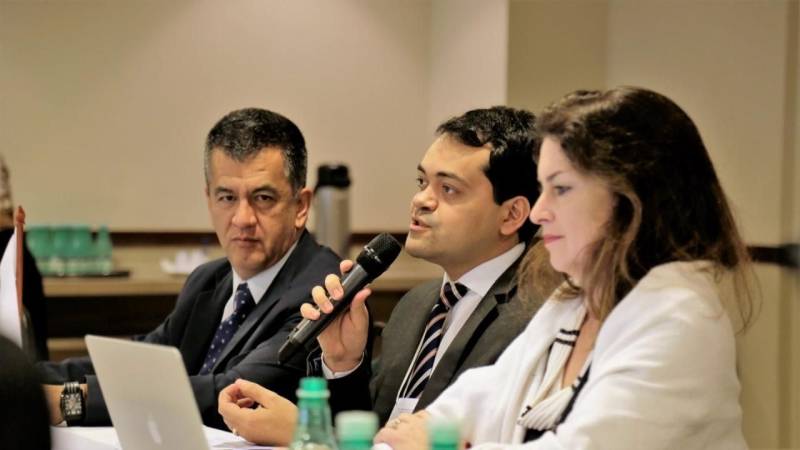 O secretário de Meio Ambiente e Sustentabilidade do Pará, Thales Belo (foto), atual presidente do Fórum de Secretários da Amazônia Legal, disse no encontro que “nesse momento, o Governo do Estado do Pará preside o Fórum de Secretários da Amazônia Legal, e a estratégia maior é trabalhar a continuidade naquilo que se desenvolveu de política pública, vinculada à gestão ambiental. 

FOTO: AGÊNCIA PARÁ
DATA: 29.11.2018
BRASÍLIA - DF <div class='credito_fotos'>Foto: Agência Pará   |   <a href='/midias/2018/originais/1d2aa5a2-7ba8-42c2-9fdf-6c9cc097fa3a.jpg' download><i class='fa-solid fa-download'></i> Download</a></div>