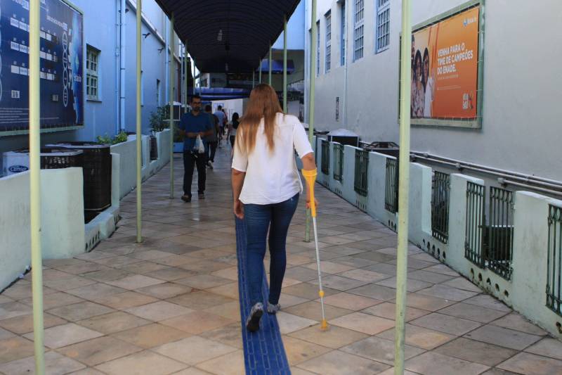 As provas objetivas e subjetivas do concurso da Agência de Regulação e Controle de Serviços Públicos do Estado do Pará (Arcon, na foto) ocorreram na manhã desta domingo, 8. No total, 6.436 candidatos se inscreveram para disputar as 34 vagas do concurso público C-175, destinado ao provimento de cargos de níveis médio e superior. O certame será executado pelo Instituto Americano de Desenvolvimento (Iades).
FOTO: CARLOS SODRÉ / AG. PARÁ
DATA: 08.07.2018
BELÉM - PARÁ <div class='credito_fotos'>Foto: Carlos Sodré/Agência Pará | <a href='/midias/2018/originais/1fec2a4e-b29c-49df-acec-24813c74df59.jpg' download><i class='fa-solid fa-download'></i> Download</a></div>