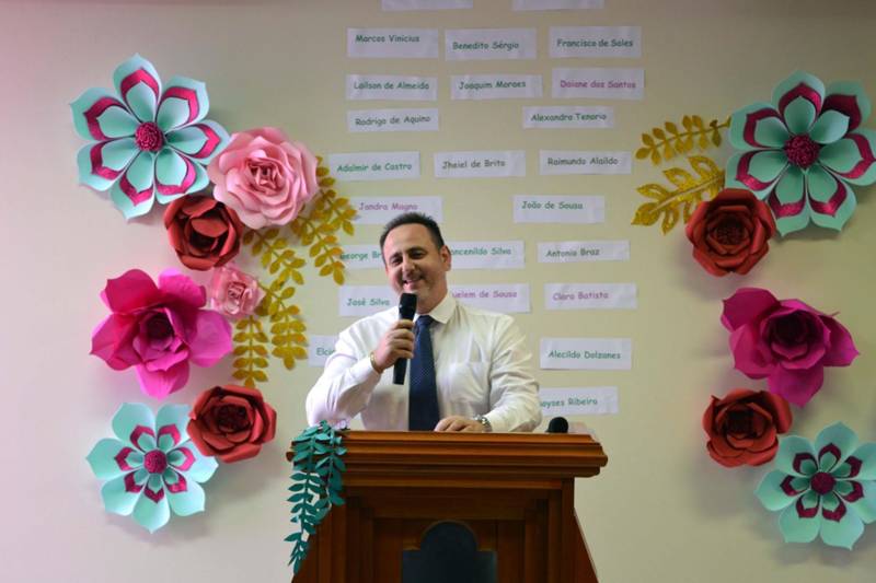 Para o diretor hospitalar do HRBA, Hebert Moreschi (foto), ver todos os pacientes transplantados juntos e com saúde, é motivo de orgulho.rdisciplinar para Pacientes Pós-Transplante Renal, realizado na tarde desta quinta-feira (22), no HRBA.

FOTO: ASCOM HRBA
DATA: 23.11.2018
SANTARÉM - PARÁ <div class='credito_fotos'>Foto: Ascom HRBA   |   <a href='/midias/2018/originais/20a47152-da87-4452-aa2d-68a3273a877f.jpg' download><i class='fa-solid fa-download'></i> Download</a></div>