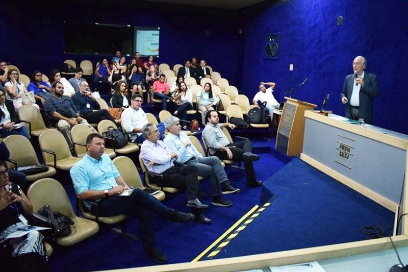 O seminário “Política Estadual de Ciência, Tecnologia e Inovação (CT&I) e de Educação Profissional e Tecnológica (EPT) – Balanço e Perspectivas”, realizado na quarta-feira (28), mostrou os resultados das ações executadas pela Secretaria de Estado de Ciência, Tecnologia e Educação Profissional e Tecnológica (Sectet). No auditório da Federação das Indústrias do Pará (Fiepa), os organizadores também destacaram as perspectivas de continuidade para os próximos anos. Na foto, o diretor presidente da BioTec-Amazônia, José Seixas Lourenço.

FOTO: ASCOM SECTET
DATA: 29.11.2018
BELÉM - PARÁ <div class='credito_fotos'>Foto: Ascom Sectet   |   <a href='/midias/2018/originais/21a7c564-6357-49c5-b538-e190b7a6ab54.jpg' download><i class='fa-solid fa-download'></i> Download</a></div>