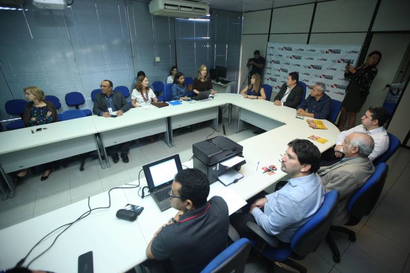 O 23º sorteio do Programa Nota Fiscal Cidadã, de estímulo a cidadania fiscal ocorreu nesta quarta-feira (20) na sede da Secretaria de Estadoda Fazenda (Sefa), em Belém.
FOTO: MARCELO LELIS / AG. PARÁ
DATA: 20.06.2018
BELÉM - PARÁ <div class='credito_fotos'>Foto: Marcelo Lelis / Ag. Pará | <a href='/midias/2018/originais/22728935-74ec-493a-8c23-3b9a9642e2d0.jpg' download><i class='fa-solid fa-download'></i> Download</a></div>