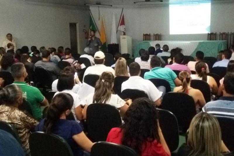 A Secretaria da Fazenda do Pará (Sefa) realizou, nesta quinta-feira (22), em Redenção, reunião de integração para apresentação da Nota Fiscal Avulsa Eletrônica (NFA-e), que está sendo emitida no Portal de Serviços da Sefa na internet. O evento reuniu cerca de 150 pessoas, na sede do Sindicato de Produtores Rurais de Redenção, entre empresários, contadores, produtores rurais e representantes de Prefeituras. O documento fiscal avulso facilita a comercialização de mercadorias pelos produtores rurais e pode ser acessado em computadores, tabletes e celulares com acesso a internet.
FOTO: ASCOM / SEFA
DATA: 22.02.2018
BELÉM - PARÁ <div class='credito_fotos'>Foto: Ascom Sefa | <a href='/midias/2018/originais/230896d4-097a-4158-b601-fe70882cfbd3.jpg' download><i class='fa-solid fa-download'></i> Download</a></div>