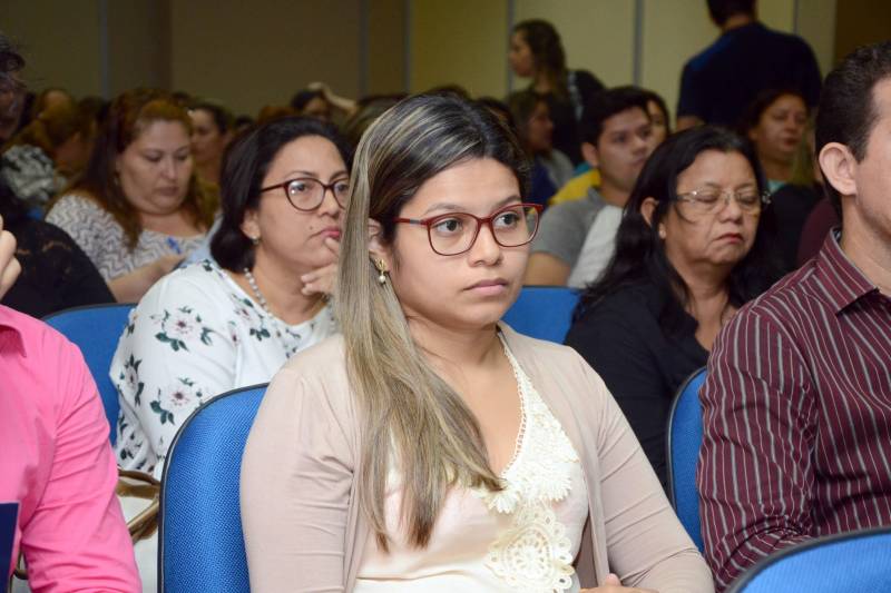 Educadores que integram a Unidade Seduc na Escola 3 (USE 3) debateram nesta quarta-feira (7), durante jornada pedagógica realizada no Centur, em Belém, aspectos da Base Nacional Comum Curricular (BNCC) e o que tem sido feito para adaptar as unidades de ensino a essa nova legislação, vigente desde o final do ano passado.
FOTO: RAI PONTES / ASCOM SEDUC
DATA: 07.08.2018
BELÉM - PARÁ <div class='credito_fotos'>Foto: Rai Pontes/Ascom Seduc | <a href='/midias/2018/originais/2ee69424-de72-49f4-bb3c-a549cb23f8b0.jpg' download><i class='fa-solid fa-download'></i> Download</a></div>