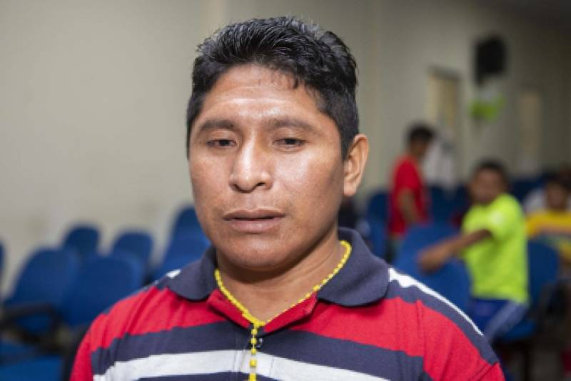 Reunião do Grupo de trabalho (GT) de educação, projeto Kuarika Naruki, para capacitação e acolhimento de povos Warao no Estado. O encontro foi realizado na tarde desta segunda-feira, 11, no auditório da Ueafto, CCBS/UEPA, em Belém.

Na foto, Jesús Deciderio Nuñez Paredes.

FOTO: NAILANA THIELY / ASCOM UEPA
DATA: 11.06.2018
BELÉM - PARÁ <div class='credito_fotos'>Foto: Nailana Thiely / Ascom Uepa   |   <a href='/midias/2018/originais/34cefe35-c037-45f2-a0d5-cd07d0e28dd8.jpg' download><i class='fa-solid fa-download'></i> Download</a></div>