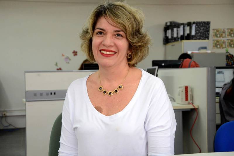 Atualmente, o Pará possui 7.983 alunos atendidos pela Educação Especial matriculados regularmente na rede estadual de ensino. Para atender esses estudantes há cerca de 1.700 servidores que atuam neste segmento, em escolas que possuem salas com recursos multifuncionais, em unidades, centros e núcleos especializados, assim como instituições conveniadas à Secretaria de Estado de Educação (Seduc). Na foto, especialista em Educação Especial da COEES, Rosilene Mesquita.
FOTO: FERNANDO NOBRE / ASCOM SEDUC
DATA: 03.07.2018
BELÉM - PARÁ <div class='credito_fotos'>Foto: FERNANDO NOBRE/ASCOM SEDUC | <a href='/midias/2018/originais/370b1c27-9d4b-46ea-ab63-beb4ea022ef1.jpg' download><i class='fa-solid fa-download'></i> Download</a></div>