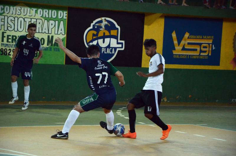 No momento em que os Jogos Estudantis Paraenses (Jeps) atingem a marca histórica de 60 anos, o município de Mocajuba (foto), na Região do Baixo-Tocantins, está em festa ao sediar, desde a quarta-feira, 16, as competições regionais do evento estudantil.
FOTO: ELISEU DIAS / ASCOM SEDUC
DATA: 17.05.2018
MOCAJUBA - PARÁ <div class='credito_fotos'>Foto: Eliseu Dias / Ascom Seduc | <a href='/midias/2018/originais/37de6ee7-ce2a-4bc0-8c60-c8a256c57f08.jpg' download><i class='fa-solid fa-download'></i> Download</a></div>