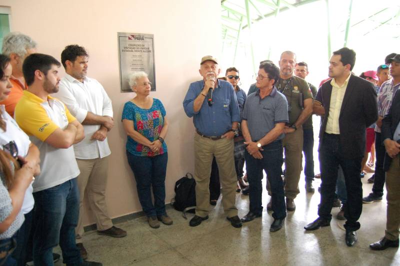 Muito mais que uma estrutura de concreto, o governador Simão Jatene (foto) ressaltou que o espaço conserva aspectos da ancestralidade. "Estamos falando de um espaço onde há 12 mil anos se tem indicativos da presença humana. Então, isso sem dúvida é algo importante para o Pará e para o Brasil. É importante para a própria humanidade, na sua permanente busca de conhecer, de traduzir e entender a sua história. Eu me sinto muito feliz e agradecido a cada pessoa que contribuiu para que isso se tornasse realidade. Agradecer, também, àqueles que vão tomar conta disso, porque é um patrimônio de Monte Alegre e da humanidade", argumentou o governador.

FOTO: MÁCIO FERREIRA / AG. PARÁ
DATA: 20.12.2018
MONTE ALEGRE - PARÁ <div class='credito_fotos'>Foto: MÁCIO FERREIRA/ AG. PARÁ   |   <a href='/midias/2018/originais/3bfcdcf1-932c-4b72-9eb4-b45c407a67a1.jpg' download><i class='fa-solid fa-download'></i> Download</a></div>
